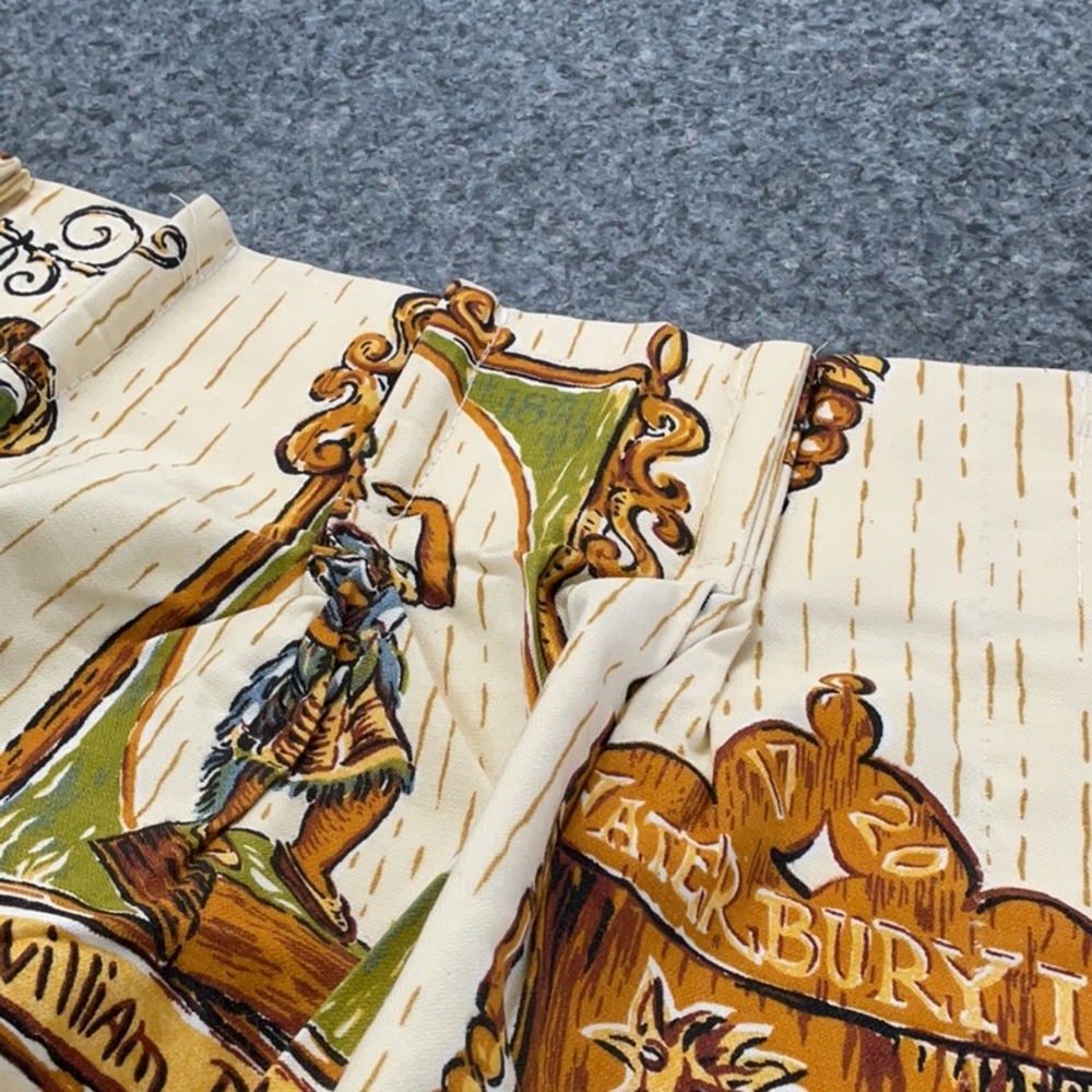Vintage 1970s Sears Roebuck colonial drapes. 4 panels. Excellent condition. - Picture 4 of 16